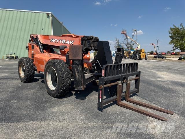 SkyTrak 10054 Teleskoplastere