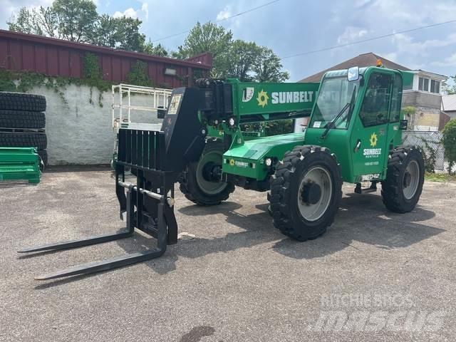 SkyTrak 6042 Teleskoplastere
