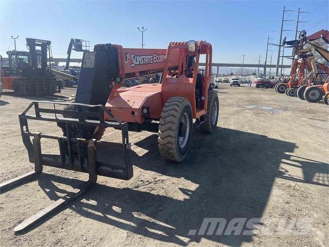 SkyTrak 6042 Teleskoplastere