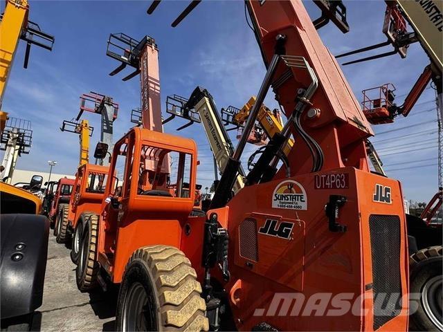 SkyTrak 6042 Teleskoplastere