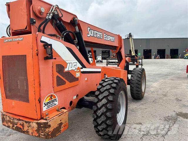 SkyTrak 8042 Teleskoplastere