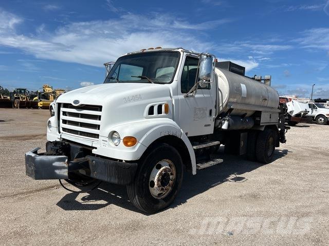 Sterling L7500 Betongbiler