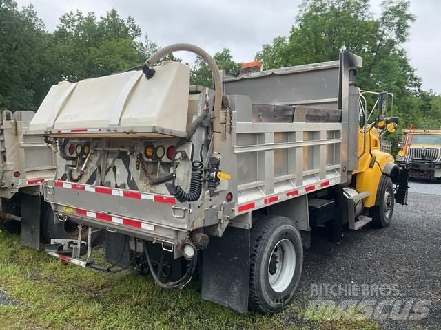 Sterling L8500 Snøploger- og skjær