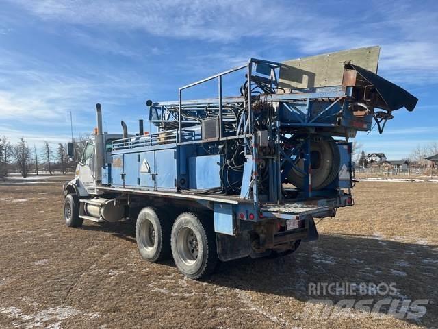Sterling L9500 Borrigg lastebilmontert