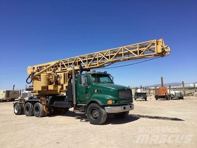 Sterling L9500 Borrigg lastebilmontert