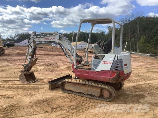 Takeuchi TB228 Beltegraver