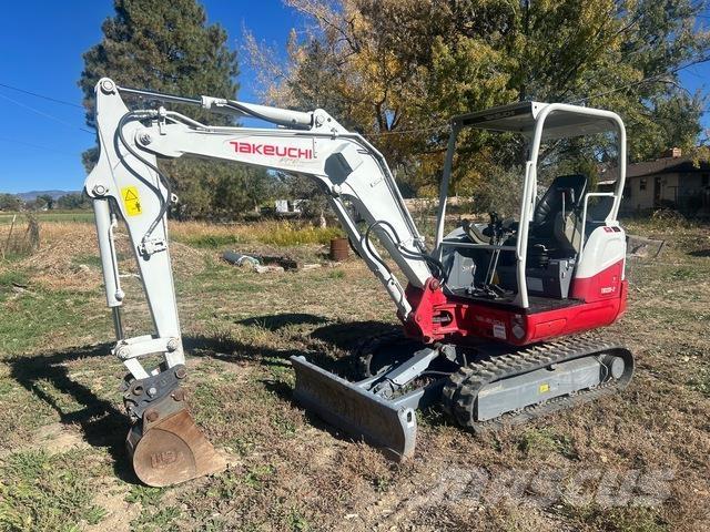 Takeuchi TB235 Beltegraver