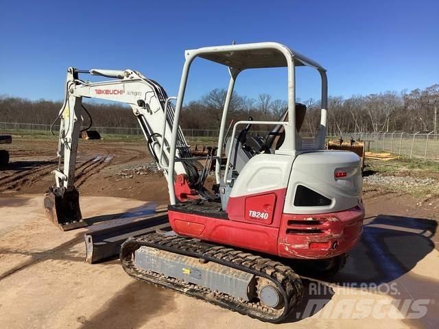 Takeuchi TB240 Beltegraver