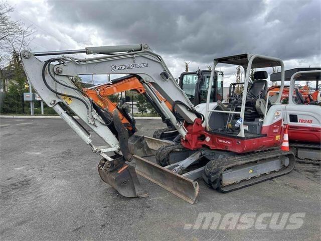 Takeuchi TB260 Beltegraver