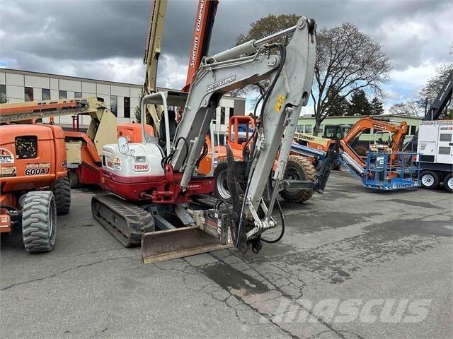 Takeuchi TB260 Beltegraver