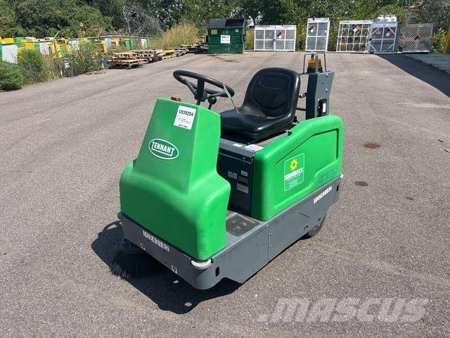 Tennant 6100 Innendørs feiemaskiner