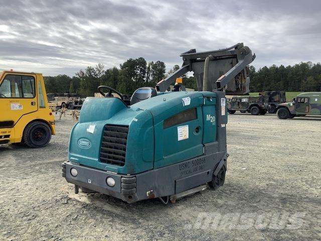 Tennant M20 Innendørs feiemaskiner