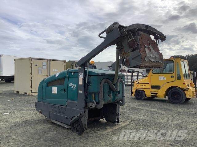 Tennant M20 Innendørs feiemaskiner