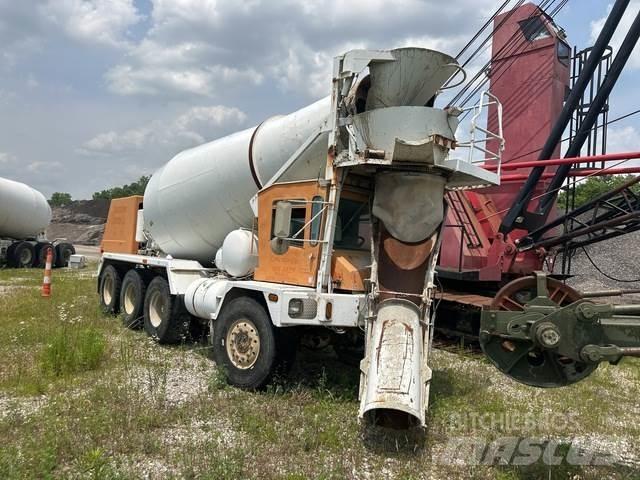 Terex  Andre lastebiler