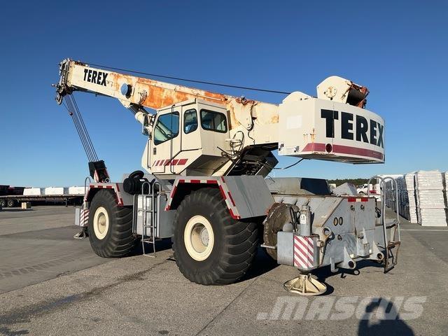 Terex RT135 Røff terreng kraner