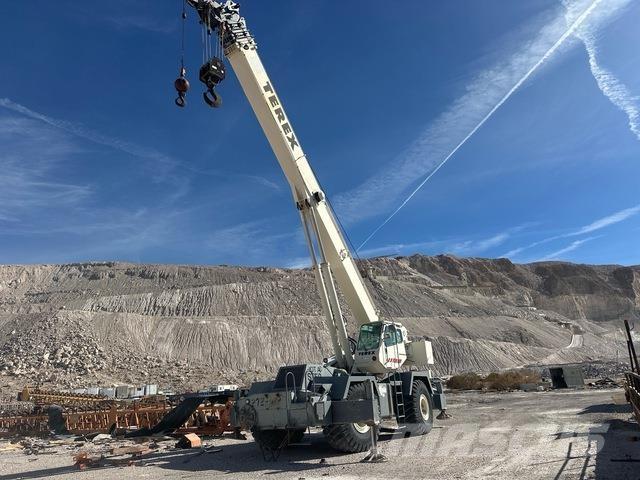 Terex RT175 Røff terreng kraner