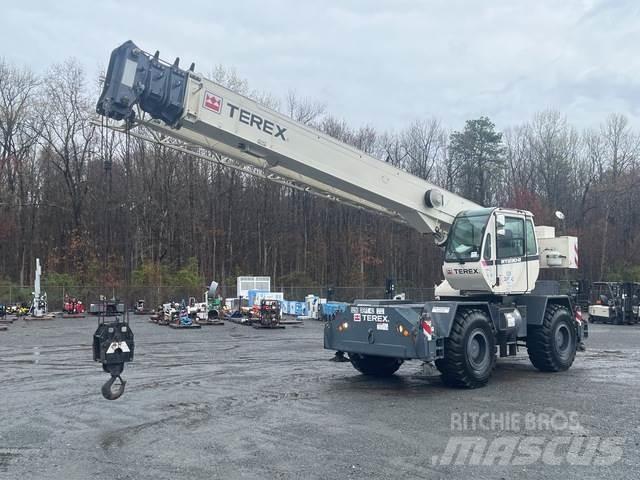 Terex RT230-2 Røff terreng kraner