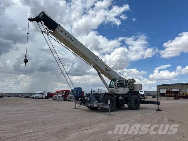 Terex RT555-2 Røff terreng kraner