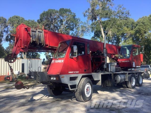 Terex T230 Beltegående Kran