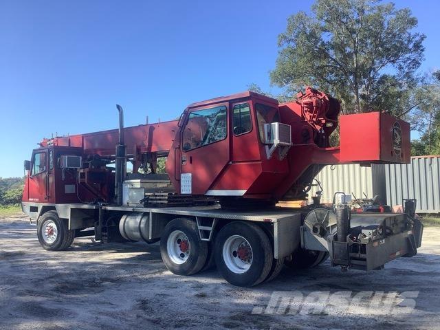 Terex T230 Beltegående Kran