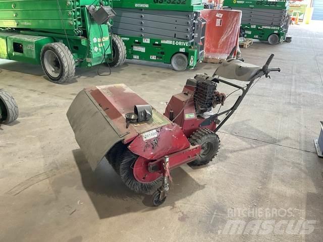 Toro 23740 Innendørs feiemaskiner