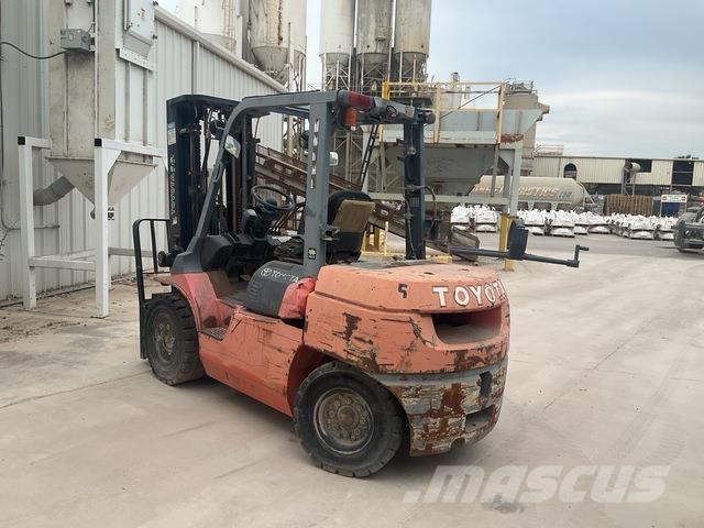 Toyota 7FGU35 Anlegg - Annet