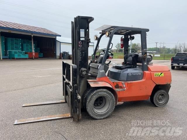 Toyota 7FGU45 Anlegg - Annet