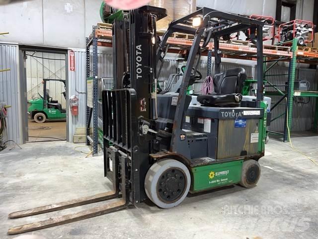 Toyota 8FBCU25 Elektriske trucker