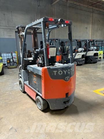 Toyota 8FBCU32 Elektriske trucker