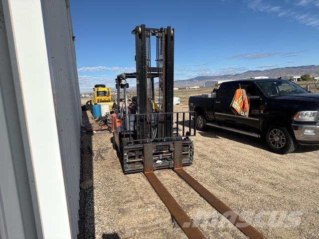 Toyota 8FD45U Gaffeltrucker - Annet