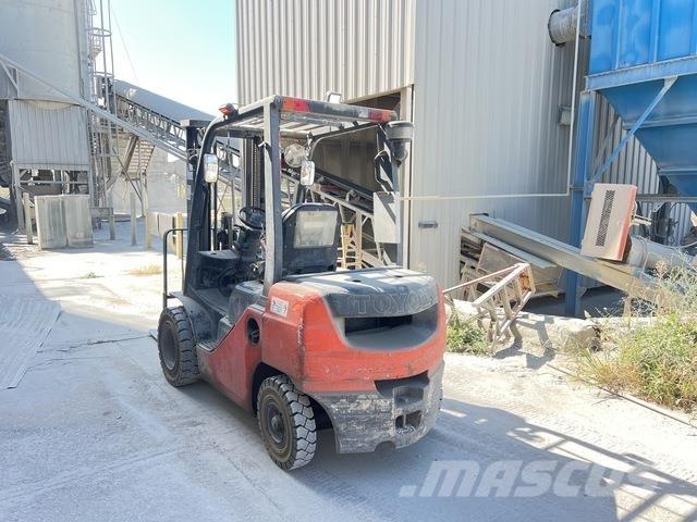 Toyota 8FDU25 Gaffeltrucker - Annet