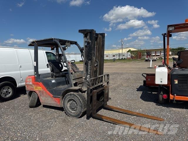 Toyota 8FDU30 Gaffeltrucker - Annet