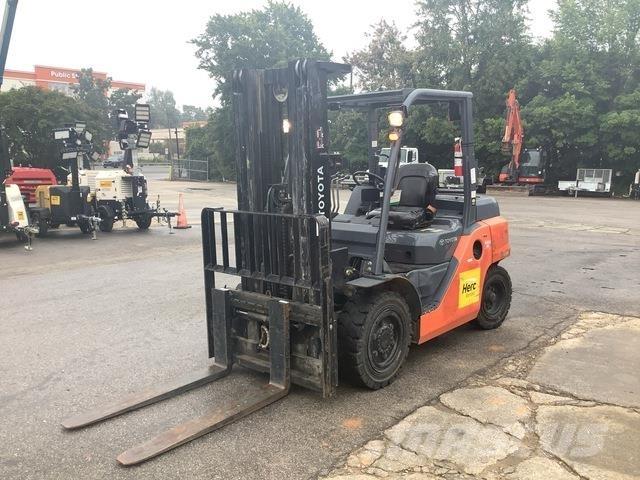 Toyota 8FG35U Gaffeltrucker - Annet