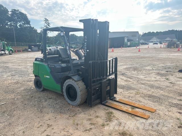Toyota 8FG45U Gaffeltrucker - Annet