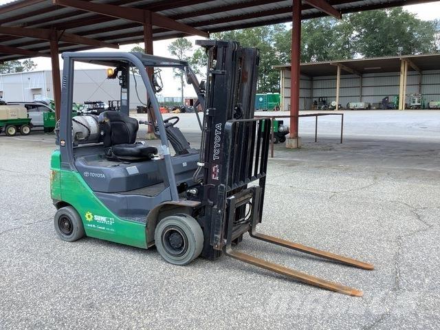 Toyota 8FGU15 Gaffeltrucker - Annet