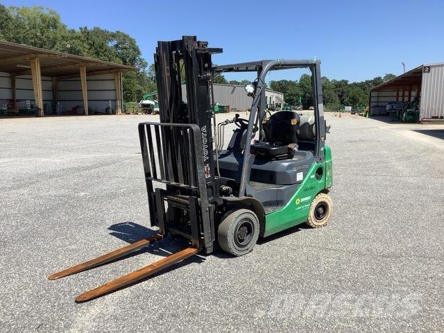 Toyota 8FGU15 Gaffeltrucker - Annet