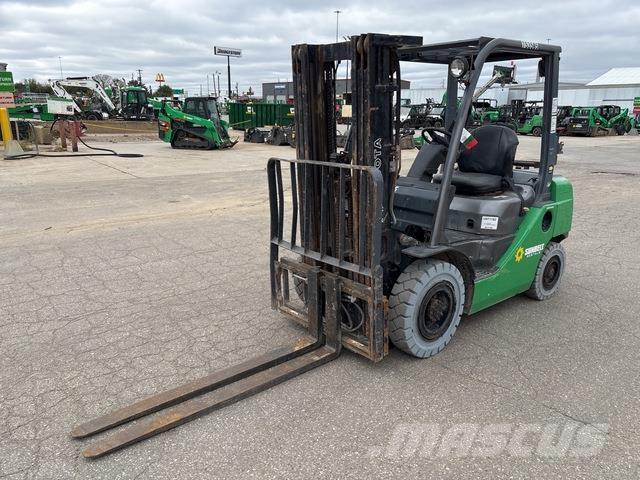 Toyota 8FGU25 Gaffeltrucker - Annet