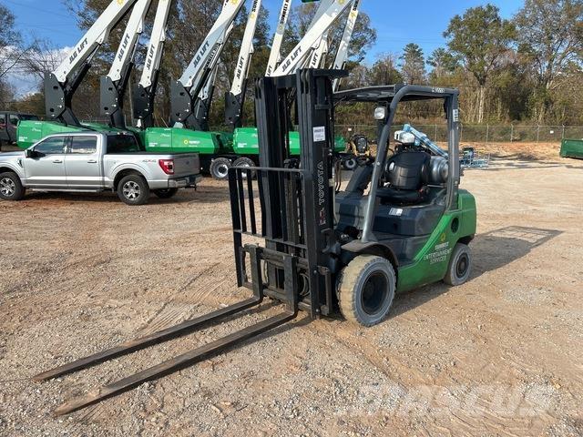 Toyota 8FGU25 Gaffeltrucker - Annet