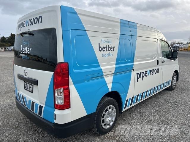 Toyota HiAce Varebiler