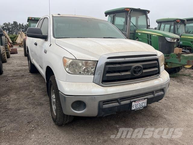 Toyota Tundra Andre varebiler