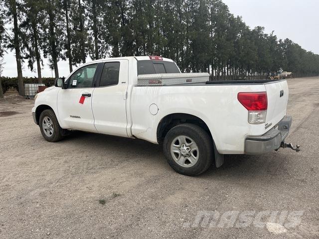 Toyota Tundra Andre varebiler