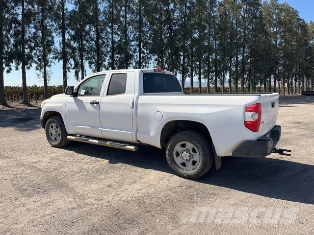Toyota Tundra Andre varebiler