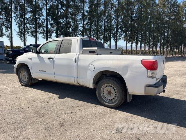 Toyota Tundra Andre varebiler