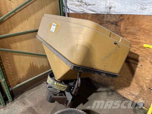  Trailhawk 750 Sand- og saltspredere