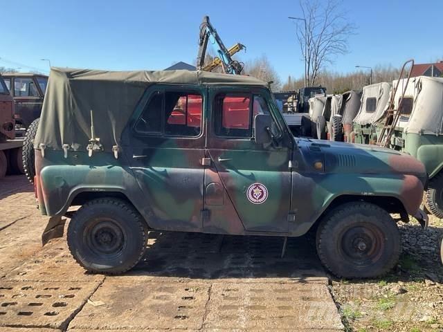  UAZ 469B Personbiler