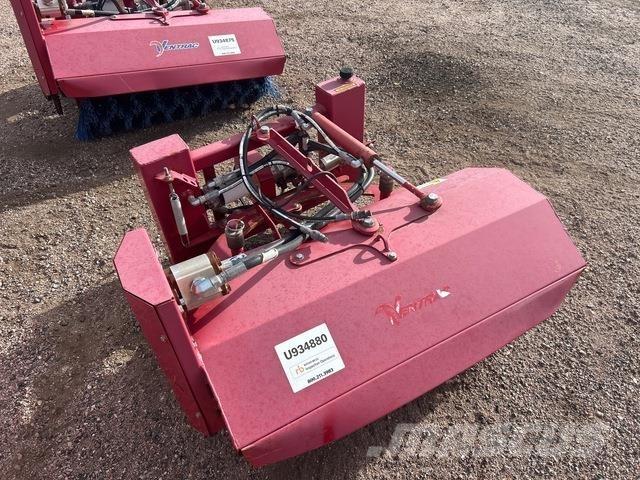 Ventrac NJ380 Børster
