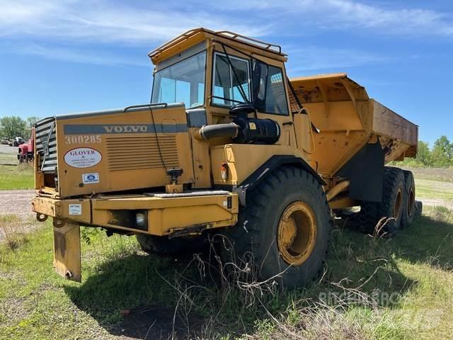 Volvo A25C 6x6 Rammestyrte Dumpere