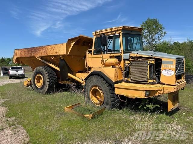 Volvo A25C 6x6 Rammestyrte Dumpere