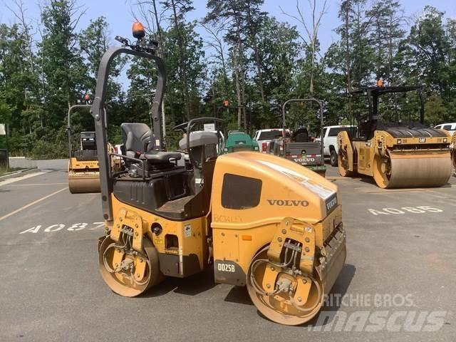 Volvo DD25B Tandem Valser