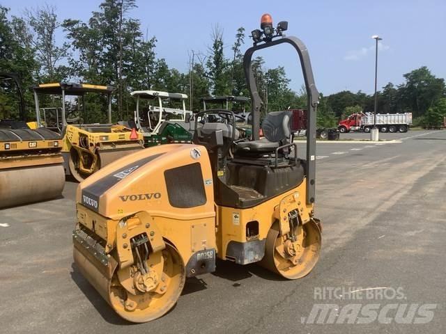 Volvo DD25B Tandem Valser